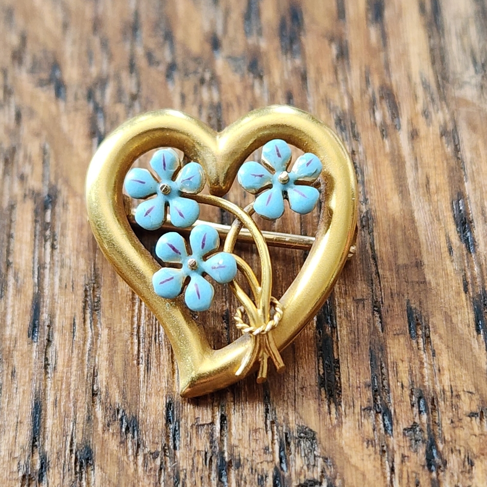 Vintage 14K Gold Heart Brooch with Blue Enamel Flowers Krementz
